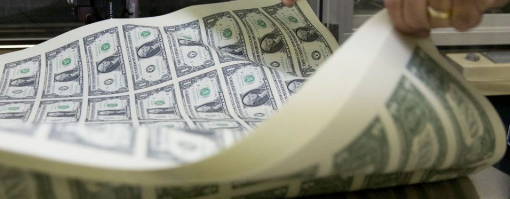 BC-riesgo-de-intervencion-del-dolar-por-eeuu-aflige-a-inversores-4b